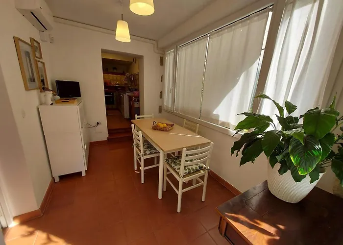 Apartment Comodo Con Giardino E Patio