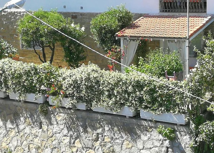 Comodo Con Giardino E Patio Lejlighed