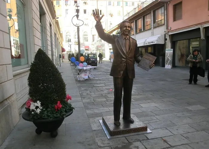 Comodo Con Giardino E Patio